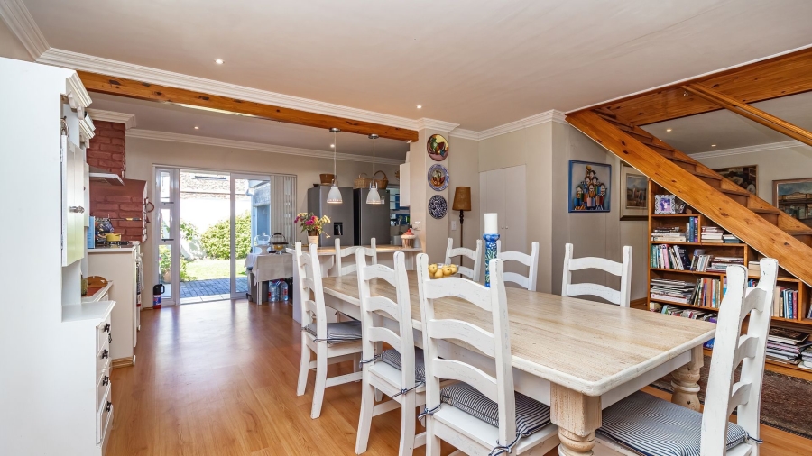 4 Bedroom Property for Sale in Kleinmond Western Cape
